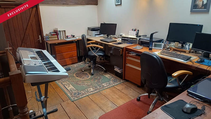 Maison - 207 m² - 8 pièces