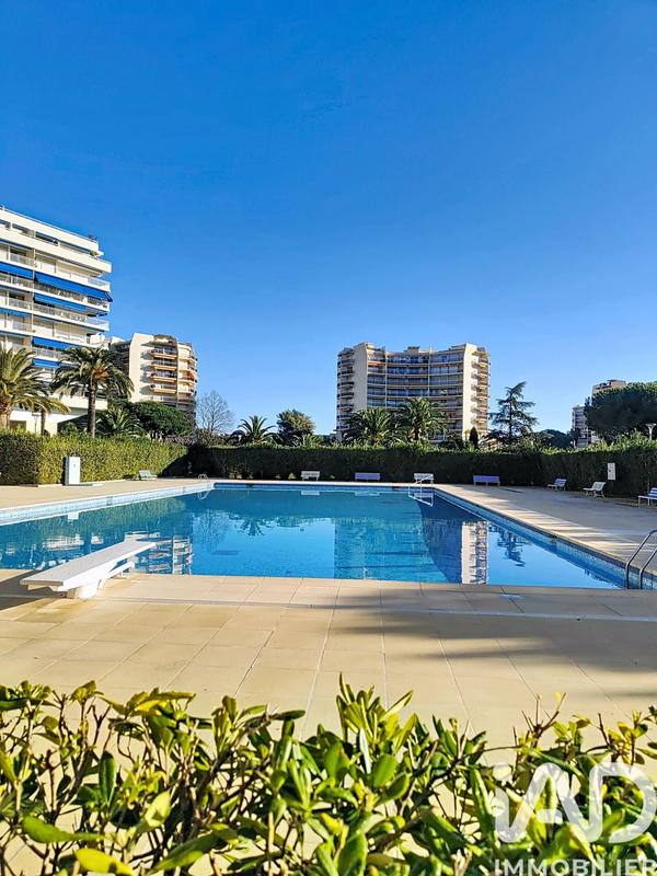 Appartement - 60 m² - 2 pièces