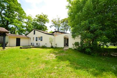 Maison - 206 m² - 6 pièces