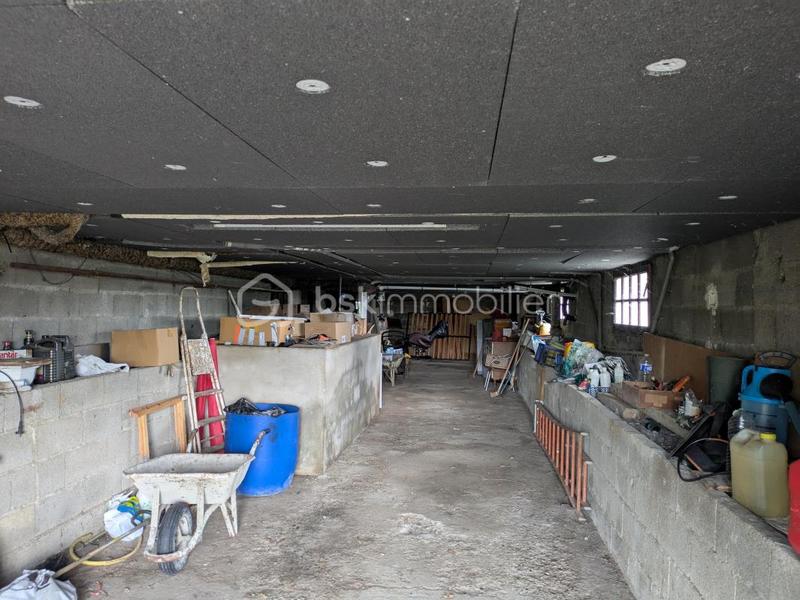 Maison traditionnelle - 117 m² - 6 pièces