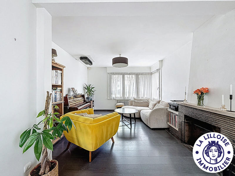 Maison - 95 m² - 5 pièces