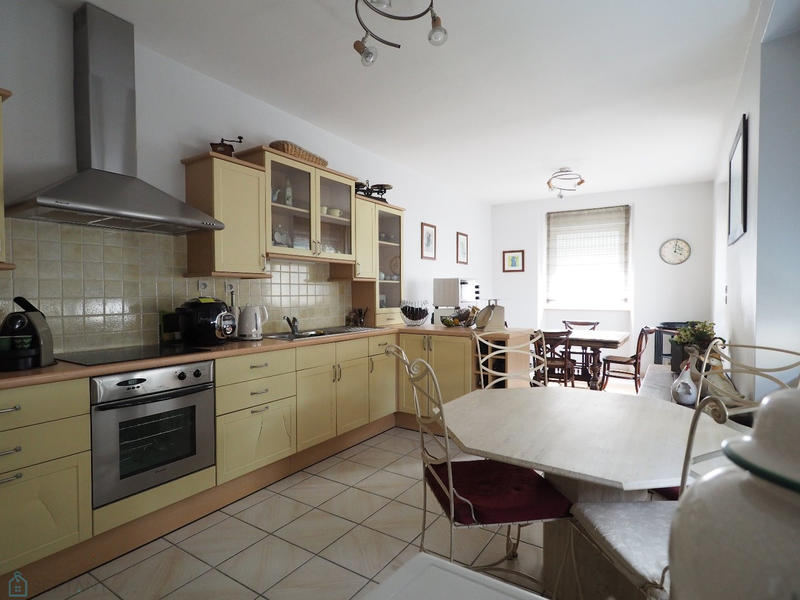 Maison - 174 m² - 7 pièces