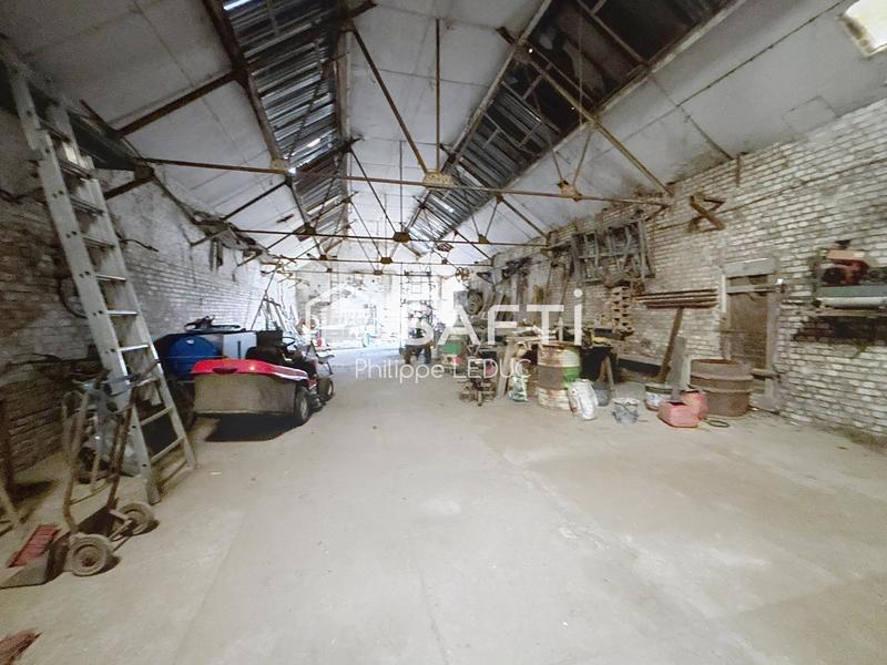 Maison - 259 m² - 8 pièces