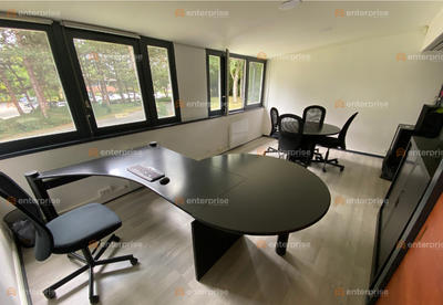 Bureau - 225 m²