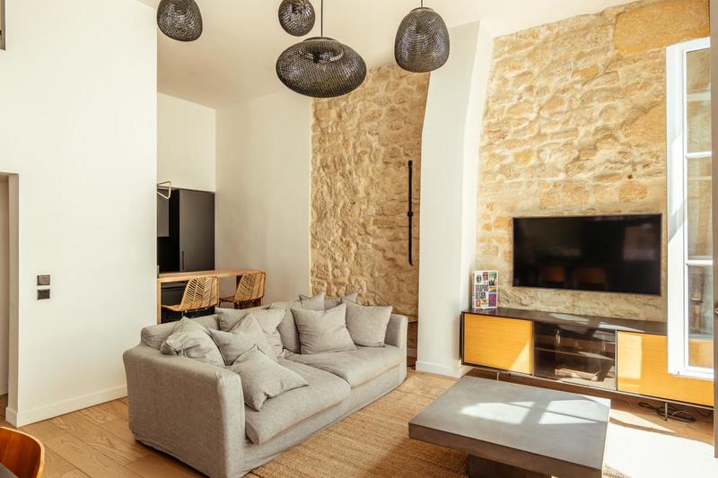 Loft - 70 m² - 4 pièces