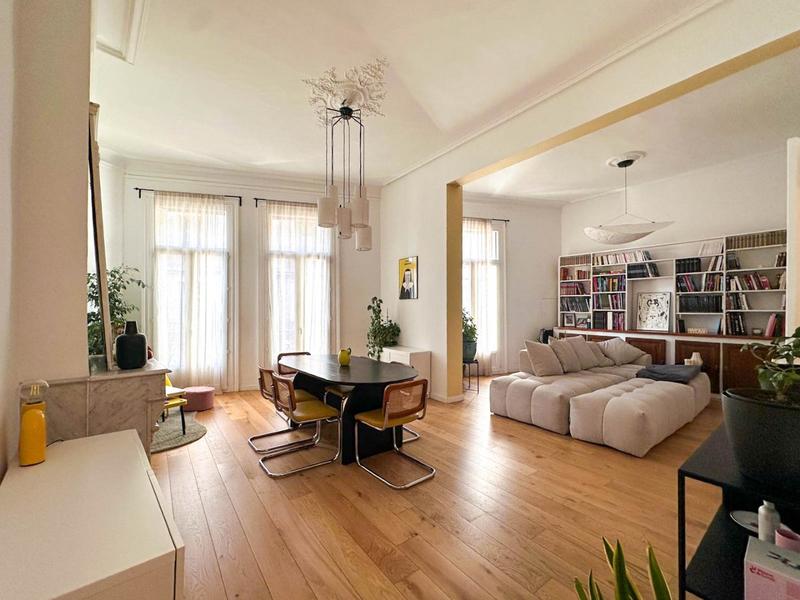 Appartement - 141 m² - 4 pièces