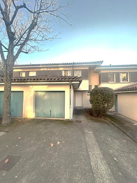 Pavillon - 77 m² - 4 pièces