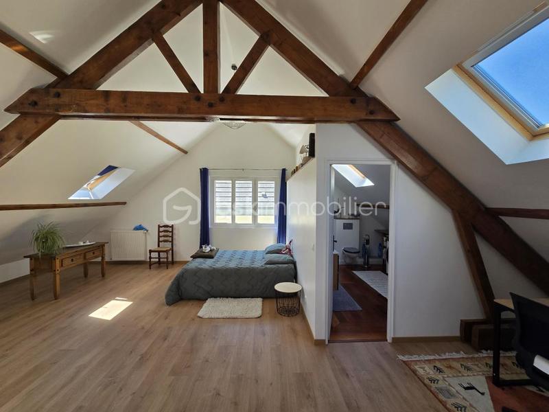 Maison - 185 m² - 7 pièces