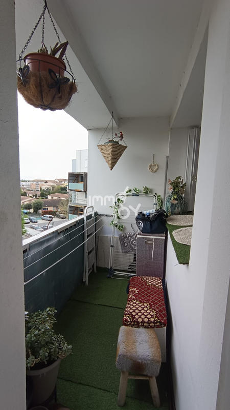 Appartement - 98 m² - 6 pièces