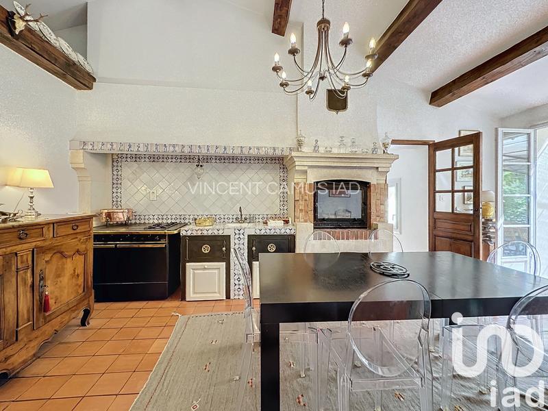 Maison - 177 m² - 7 pièces