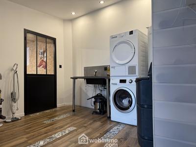 Maison - 140 m² - 5 pièces