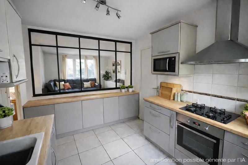 Maison - 95 m² - 4 pièces