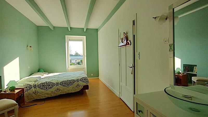 Maison en pierre - 124 m² - 6 pièces