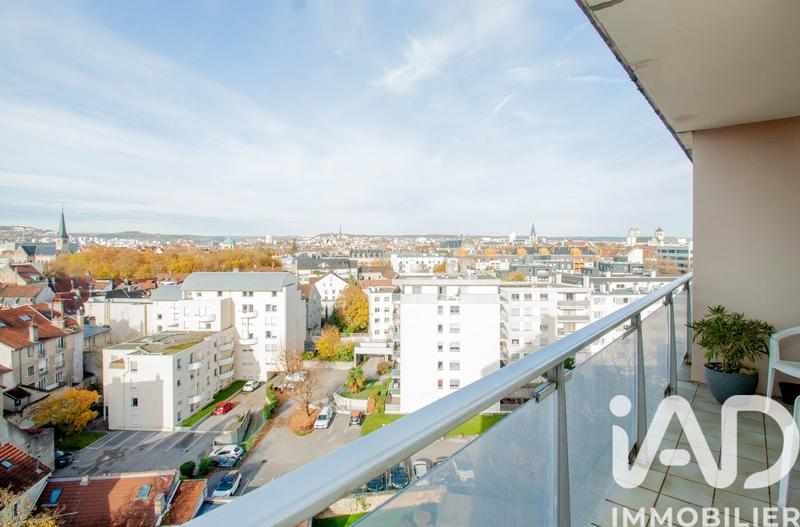 Appartement - 81 m² - 4 pièces