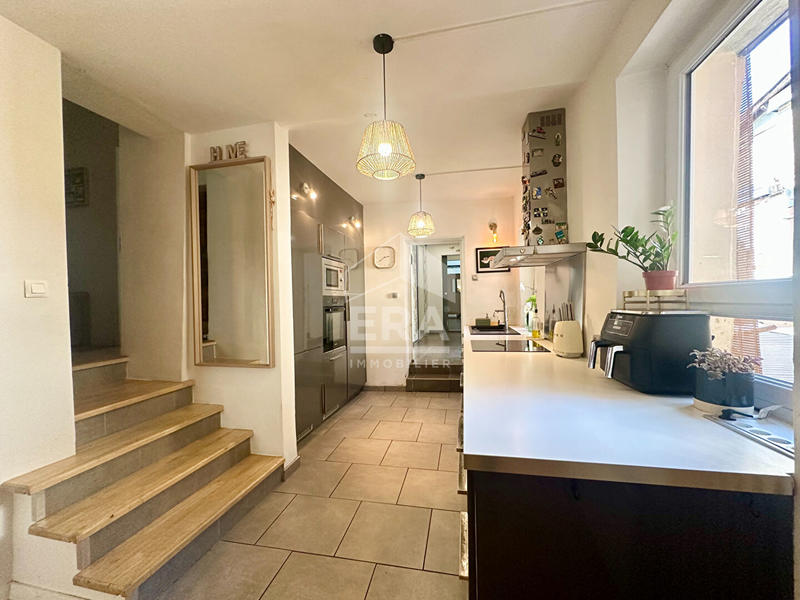 Appartement - 136 m² - 6 pièces