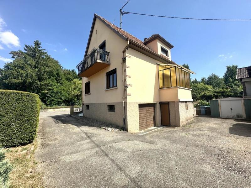 Maison - 115 m² - 6 pièces