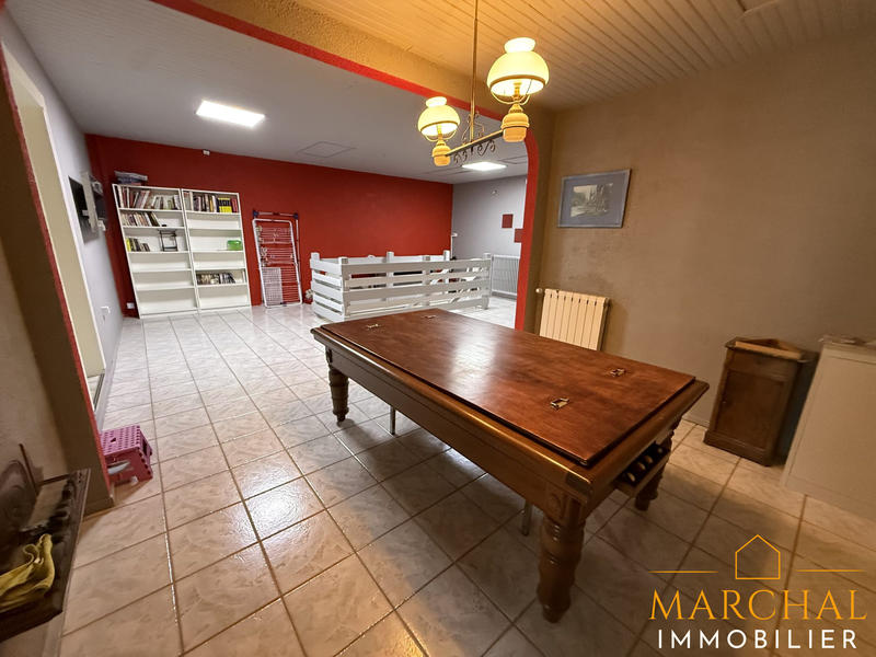 Maison - 265 m² - 7 pièces