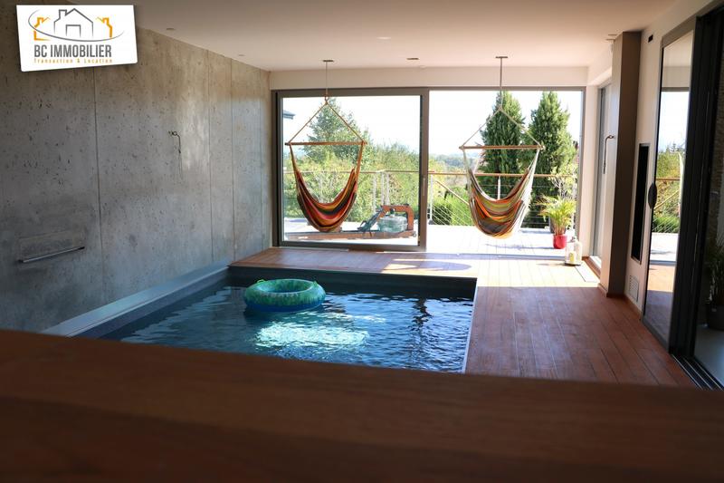 Maison - 174 m² - 6 pièces