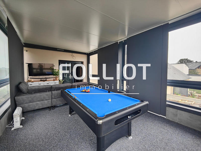 Maison - 203 m² - 6 pièces