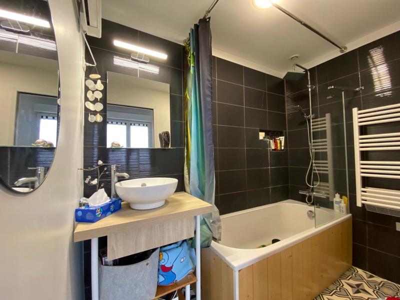 Maison - 101 m² - 5 pièces