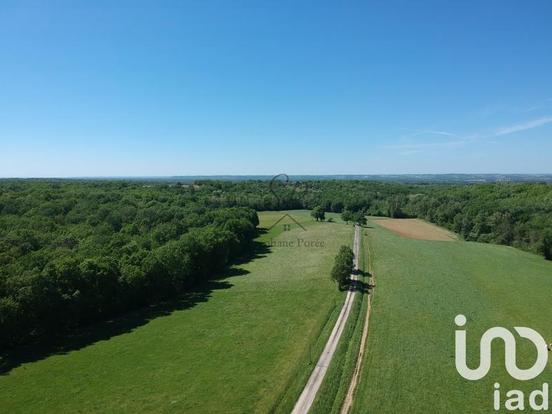 Maison - 415 m² - 15 pièces