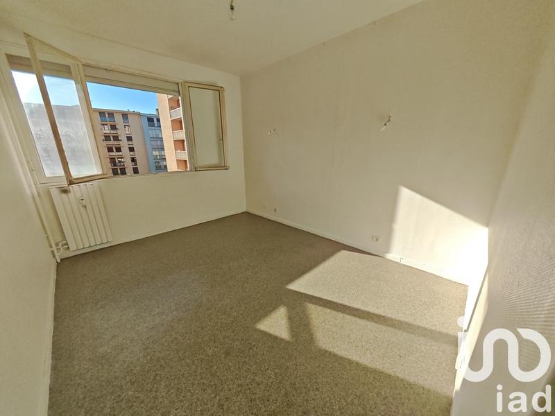 Appartement - 95 m² - 5 pièces