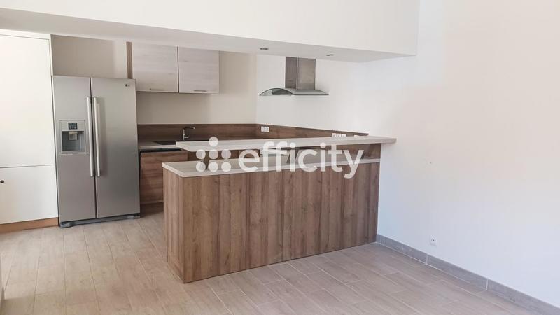 Maison - 100 m² - 6 pièces