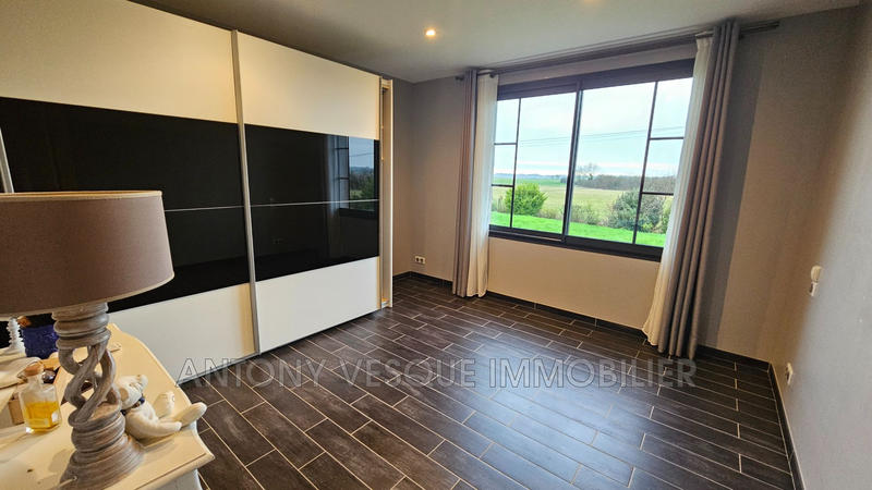 Maison - 160 m² - 7 pièces