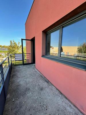 Bureau - 110 m² - 5 pièces