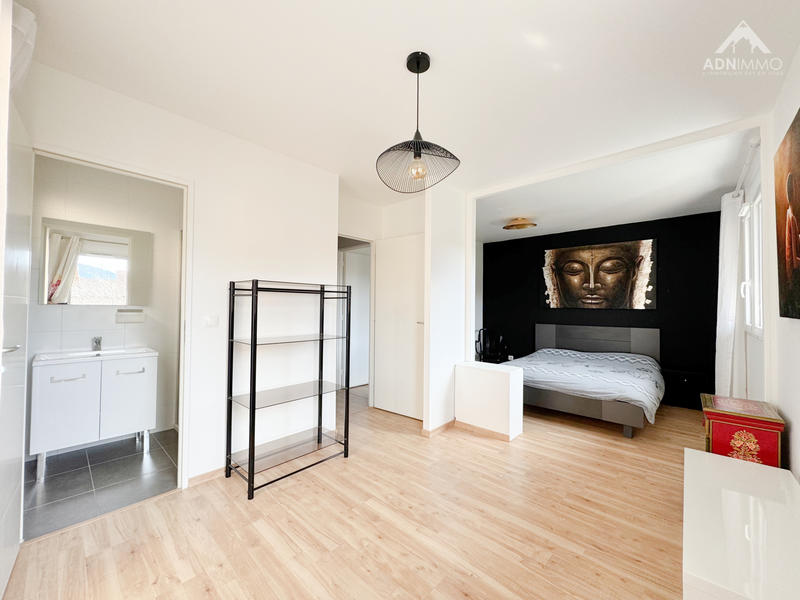 Maison - 109 m² - 5 pièces