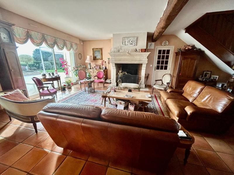 Maison - 292 m² - 5 pièces