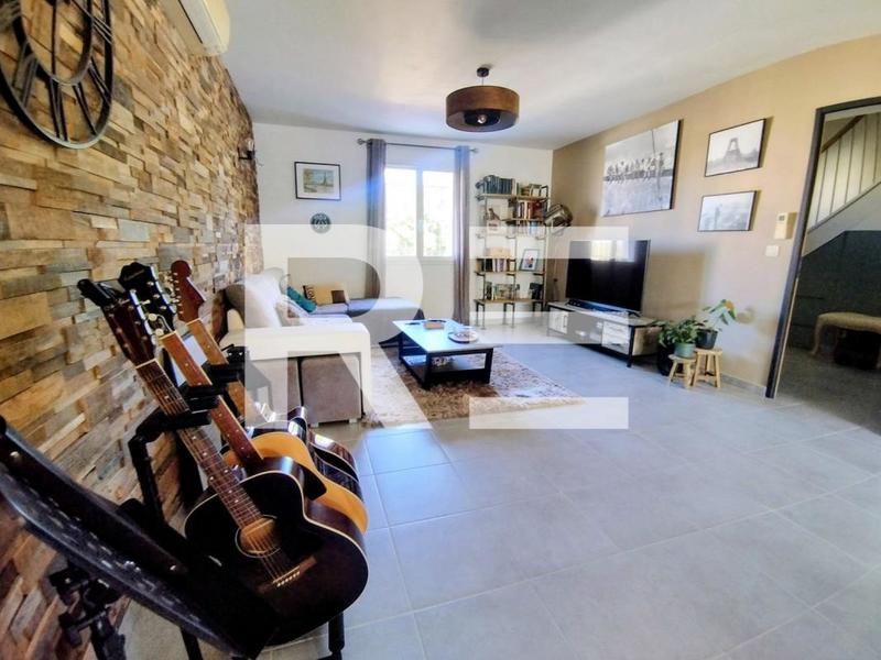 Maison - 108 m² - 4 pièces