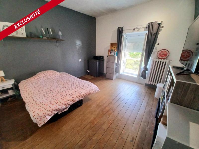 Maison - 205 m² - 7 pièces