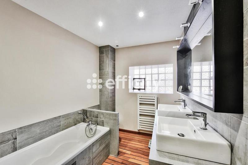 Maison - 144 m² - 6 pièces