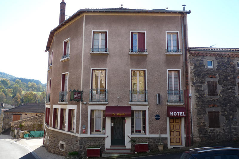 Maison - 525 m² - 14 pièces