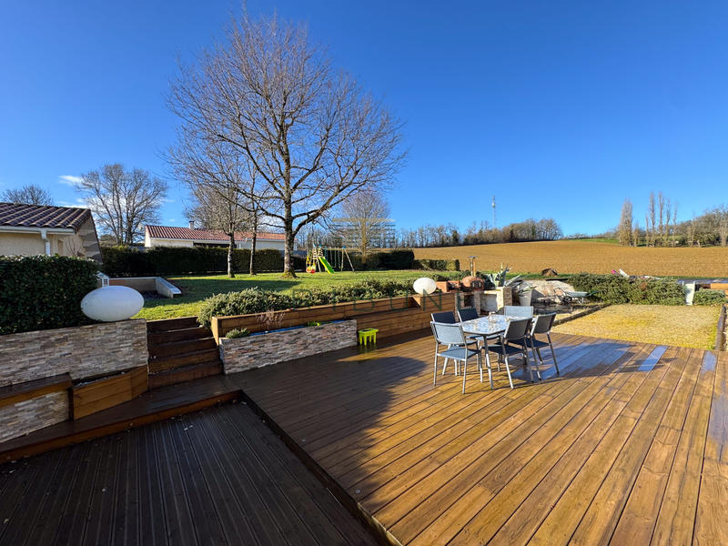 Maison - 145 m² - 6 pièces