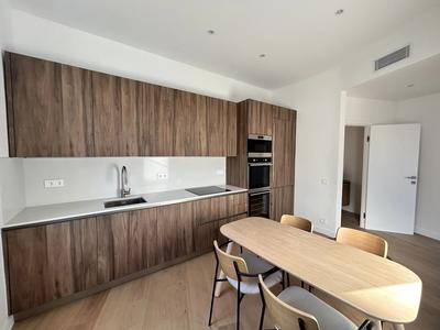 Appartement - 136 m² - 5 pièces