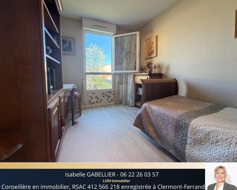 Appartement - 82 m² - 4 pièces