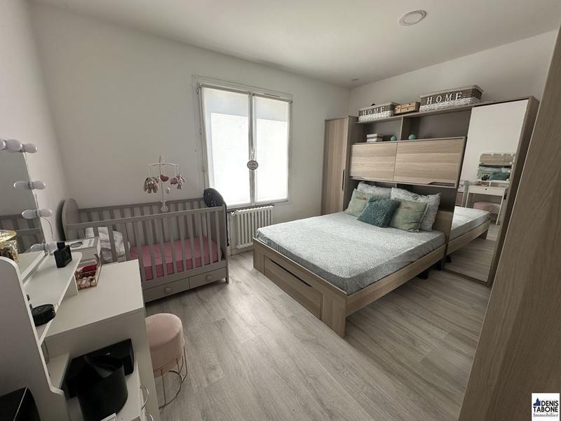 Maison traditionnelle - 131 m² - 7 pièces