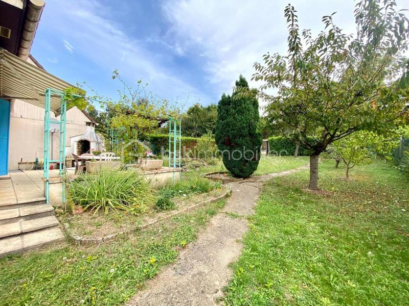 Pavillon - 95 m² - 5 pièces