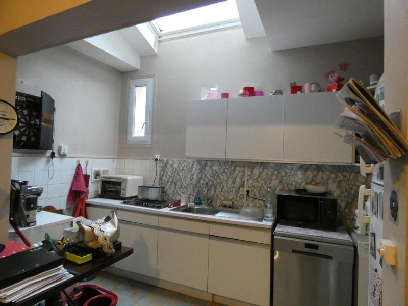 Fonds de commerce - Magasins - 127 m²