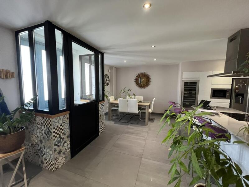 Maison de ville - 185 m² - 5 pièces