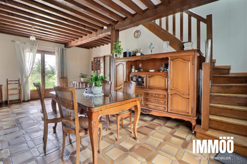 Maison traditionnelle - 129 m² - 6 pièces