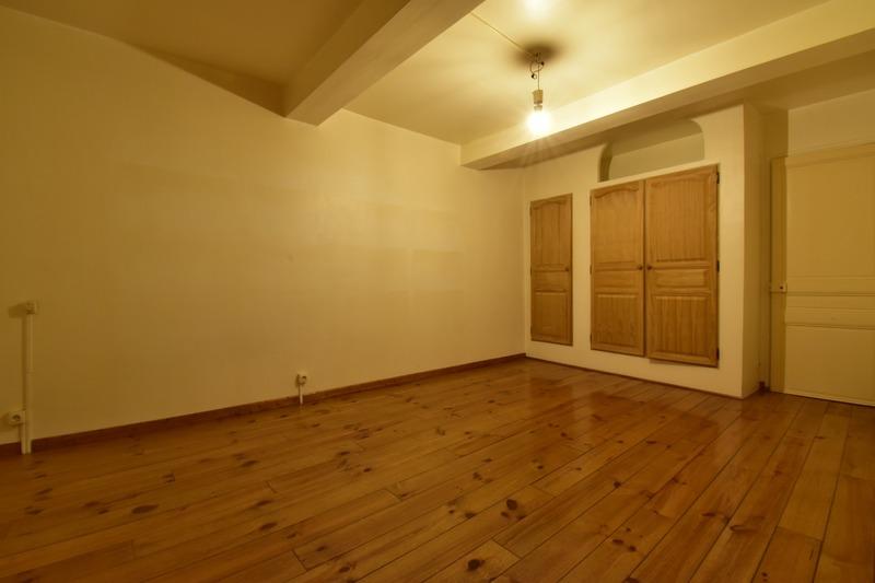 Appartement - 64 m² - 2 pièces