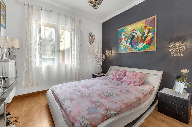 Appartement - 74 m² - 2 pièces