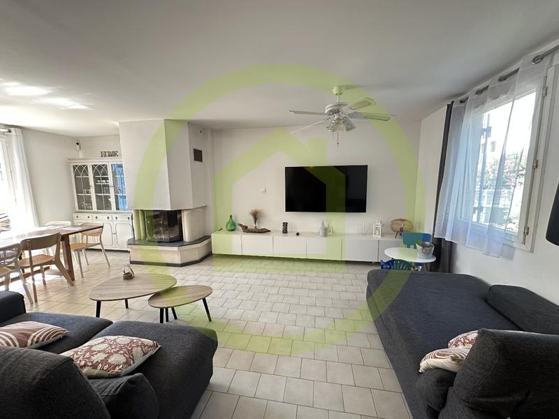 Maison - 122 m² - 6 pièces