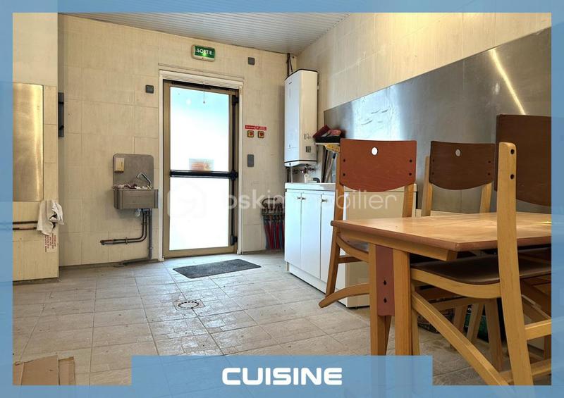 Propriété - 205 m² - 10 pièces