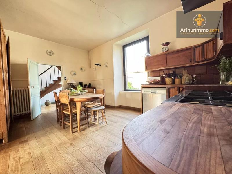 Hôtel particulier - 300 m² - 13 pièces