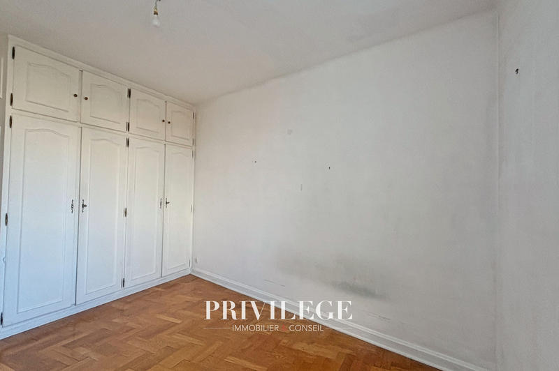 Appartement - 100 m² - 4 pièces