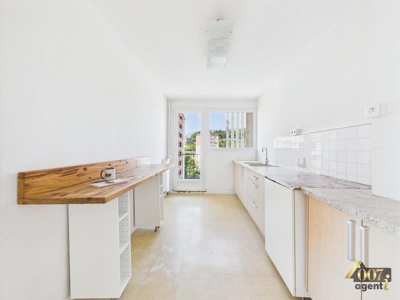 Appartement - 65 m² - 3 pièces